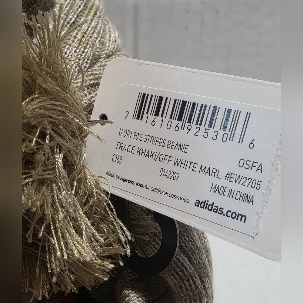 New Adidas Pom Pom Beanie Originals 90's Stripes NWT Unisex Adult Standard Fit - Picture 6 of 7